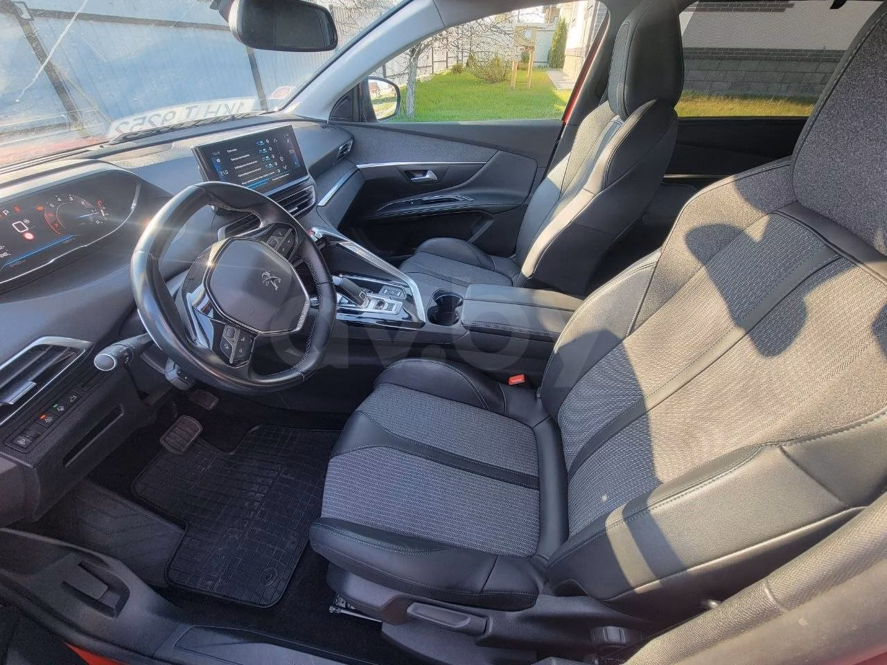 Peugeot 5008 фото 12