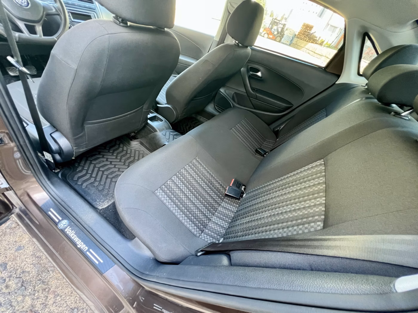 Volkswagen Polo Sedan фото 18