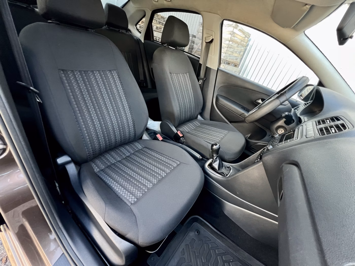 Volkswagen Polo Sedan фото 19