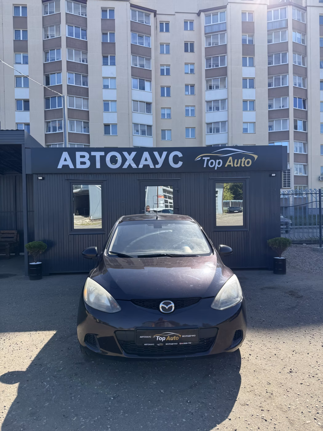 Mazda 2 фото 2