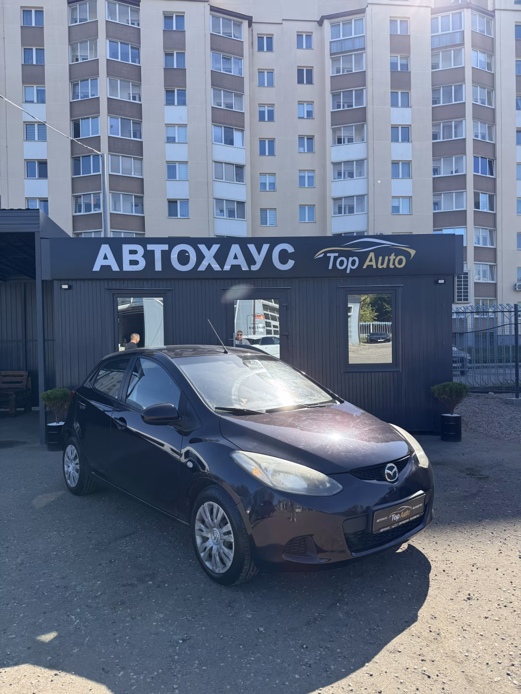 Mazda 2 фото 3