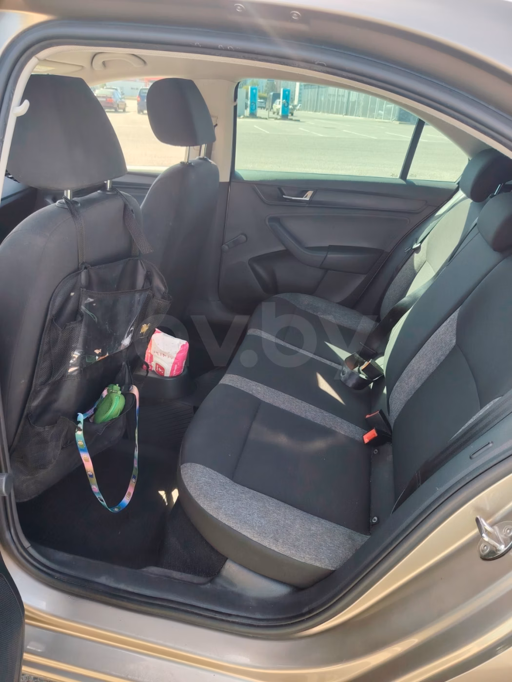 Skoda Rapid фото 10