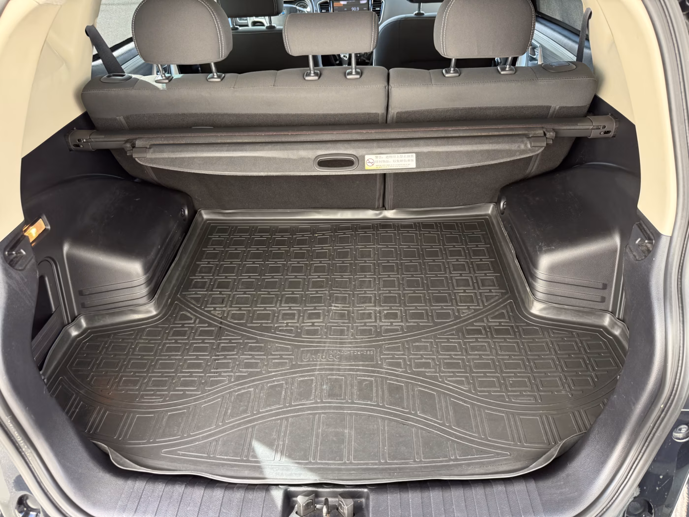 Geely Emgrand X7 фото 15