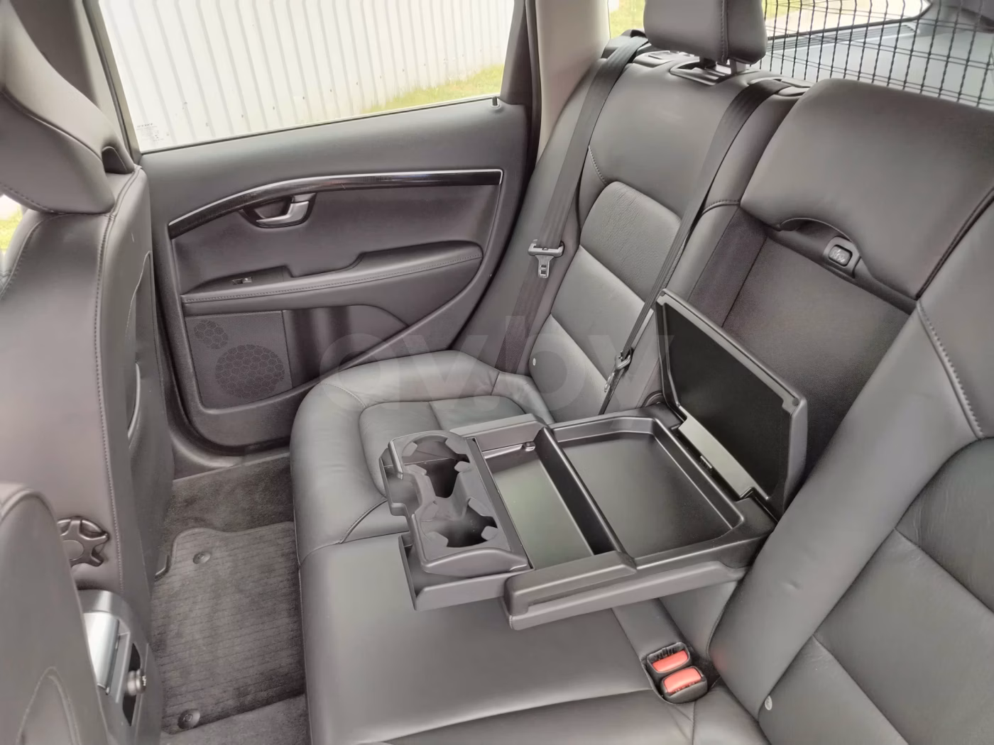 Volvo V70 фото 20
