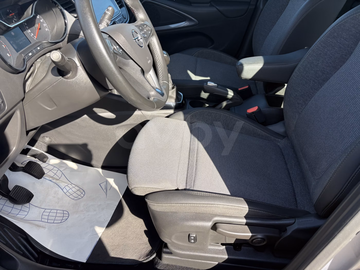 Opel Crossland X фото 11