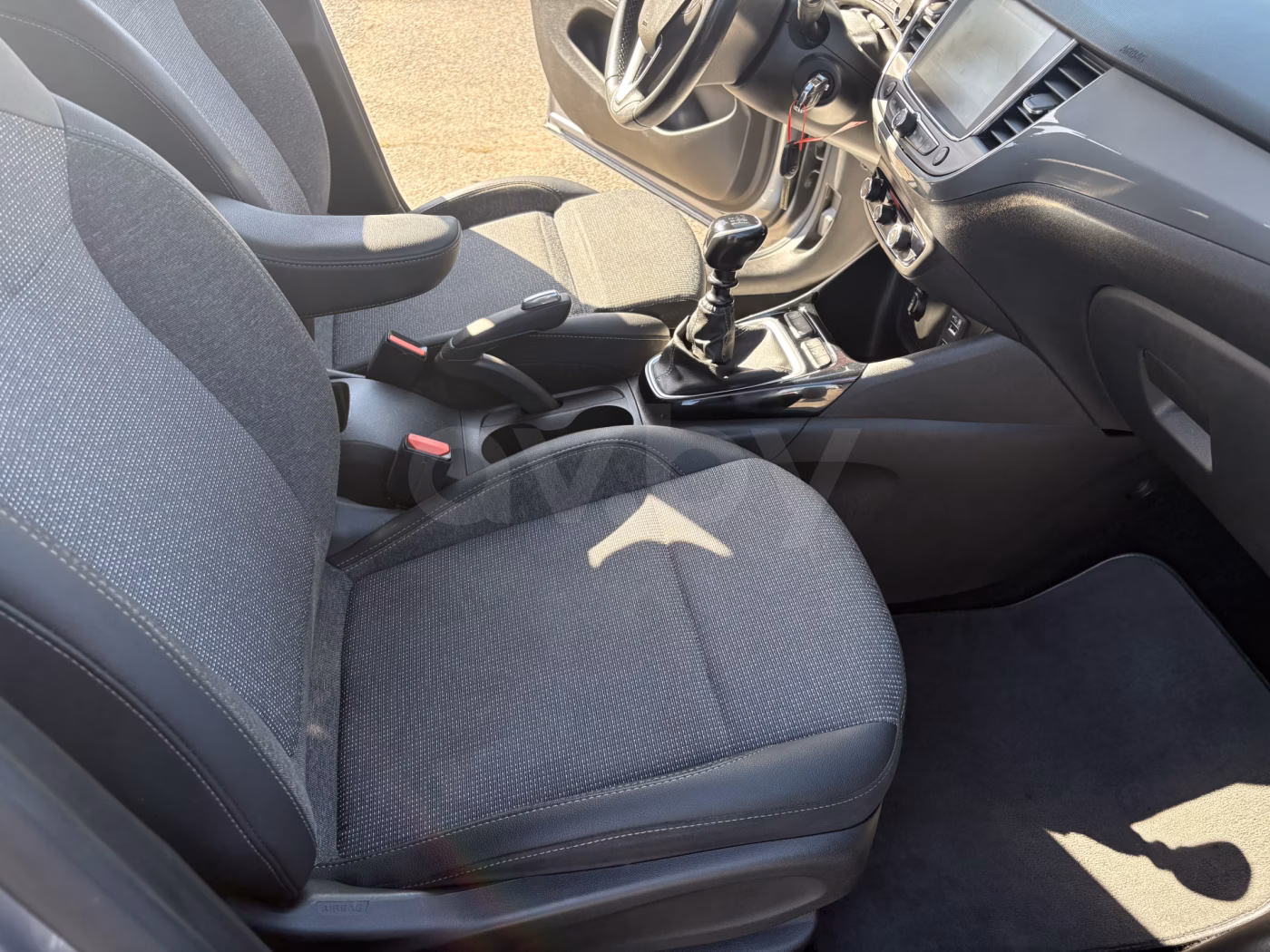 Opel Crossland X фото 17
