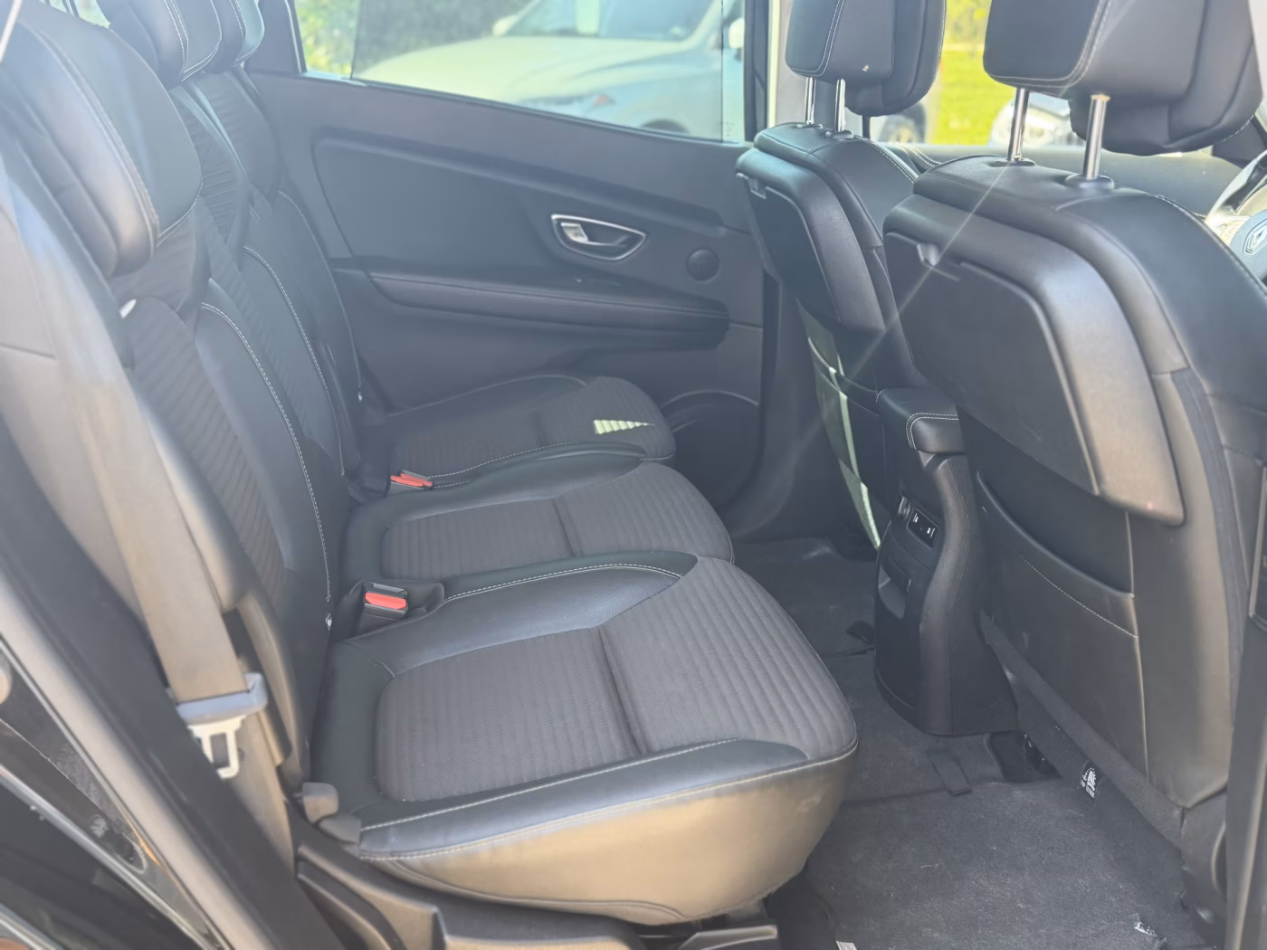 Renault Grand Scenic фото 11