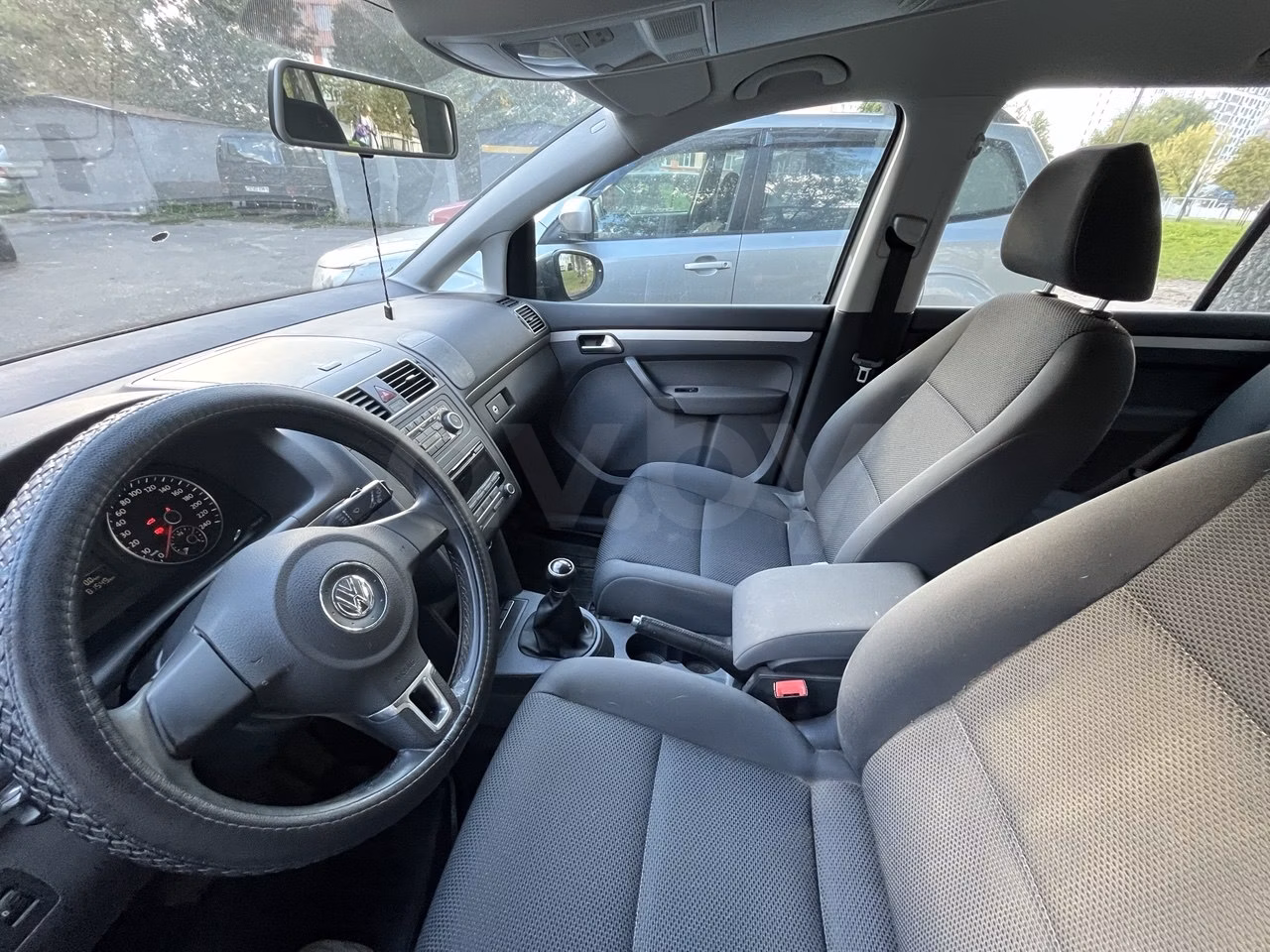 Volkswagen Touran фото 11