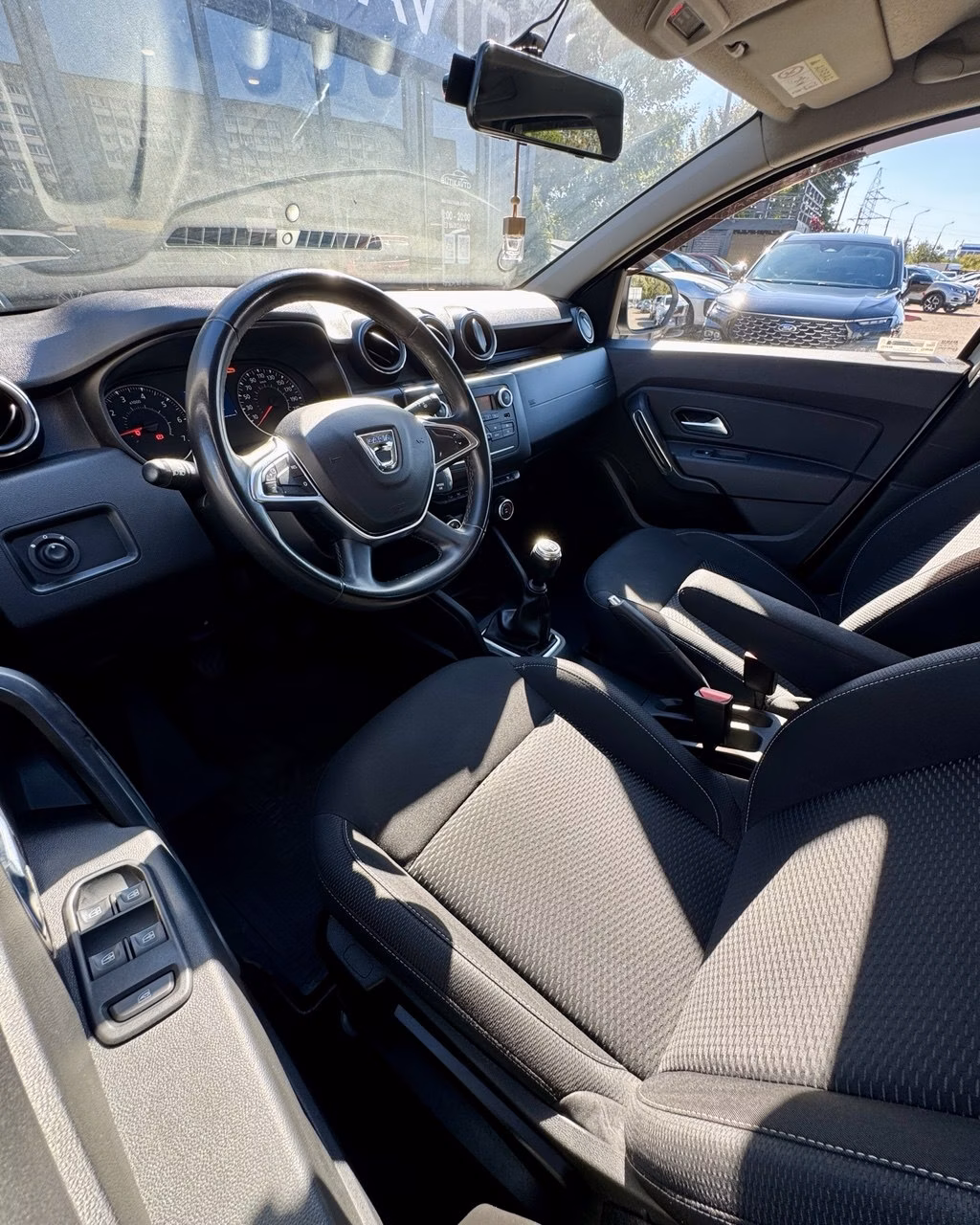 Dacia Duster фото 10