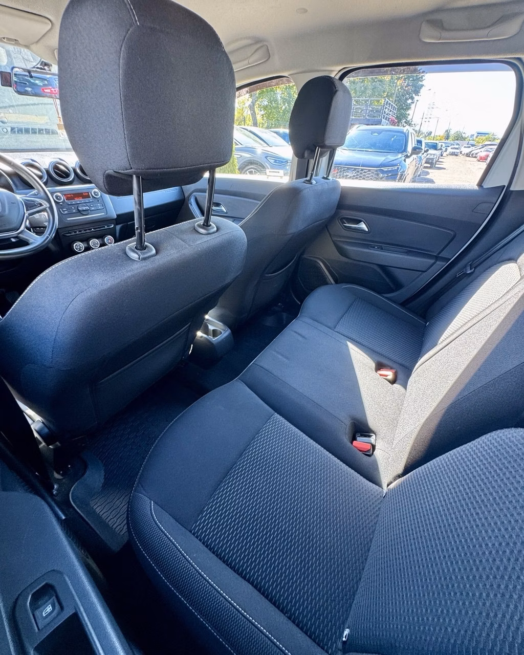 Dacia Duster фото 11