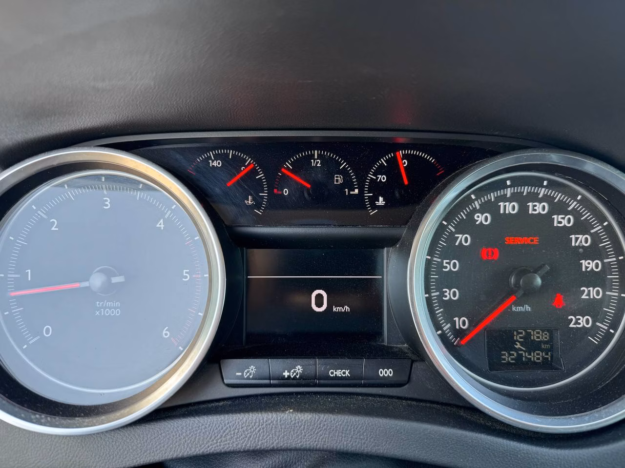 Peugeot 508 фото 11
