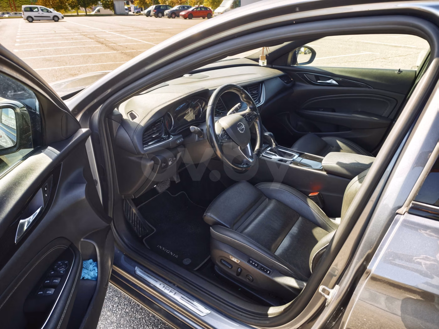 Opel Insignia фото 15