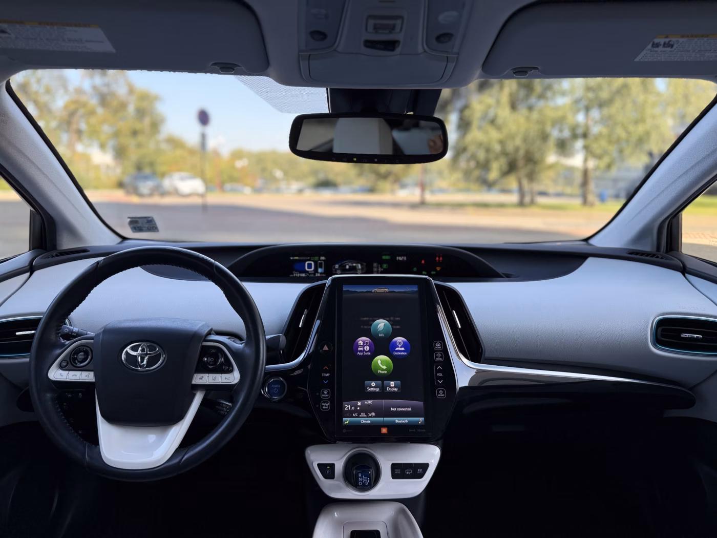 Toyota Prius Prime фото 7