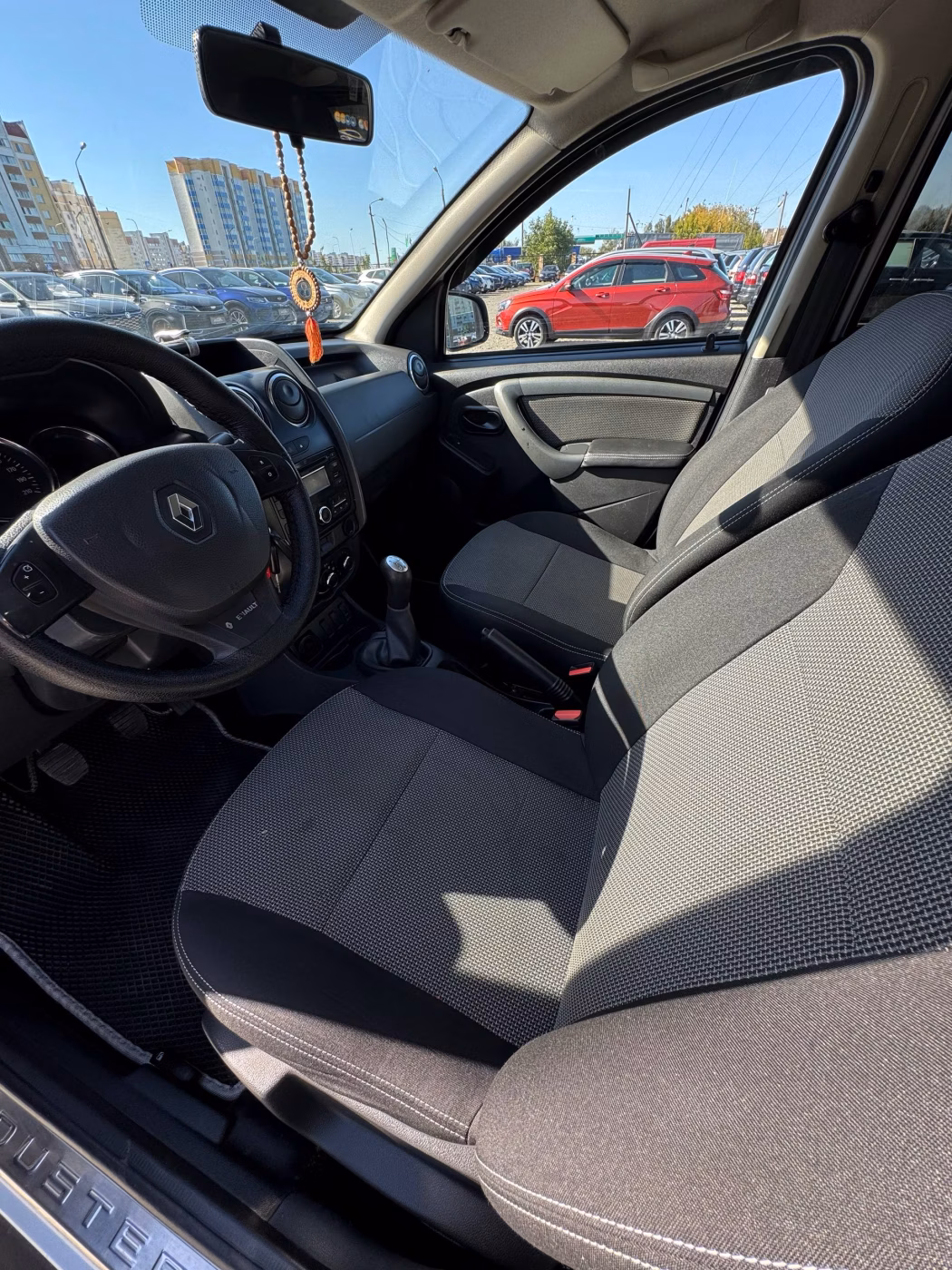 Renault Duster фото 10