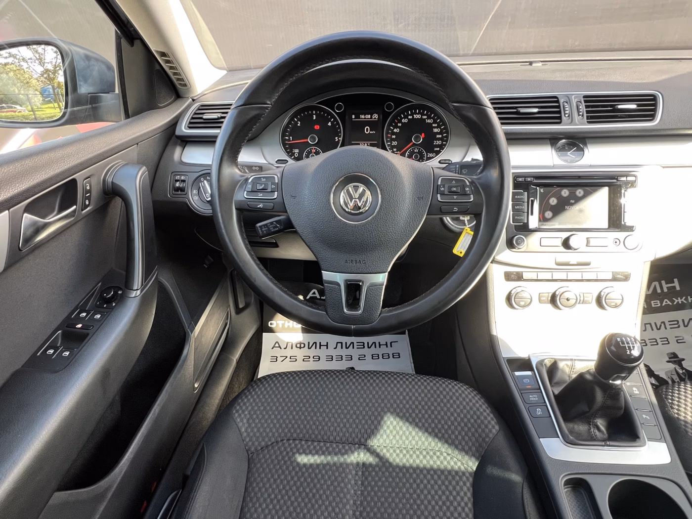 Volkswagen Passat фото 21
