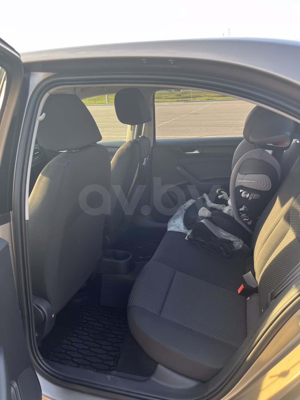 Volkswagen Polo Sedan фото 18