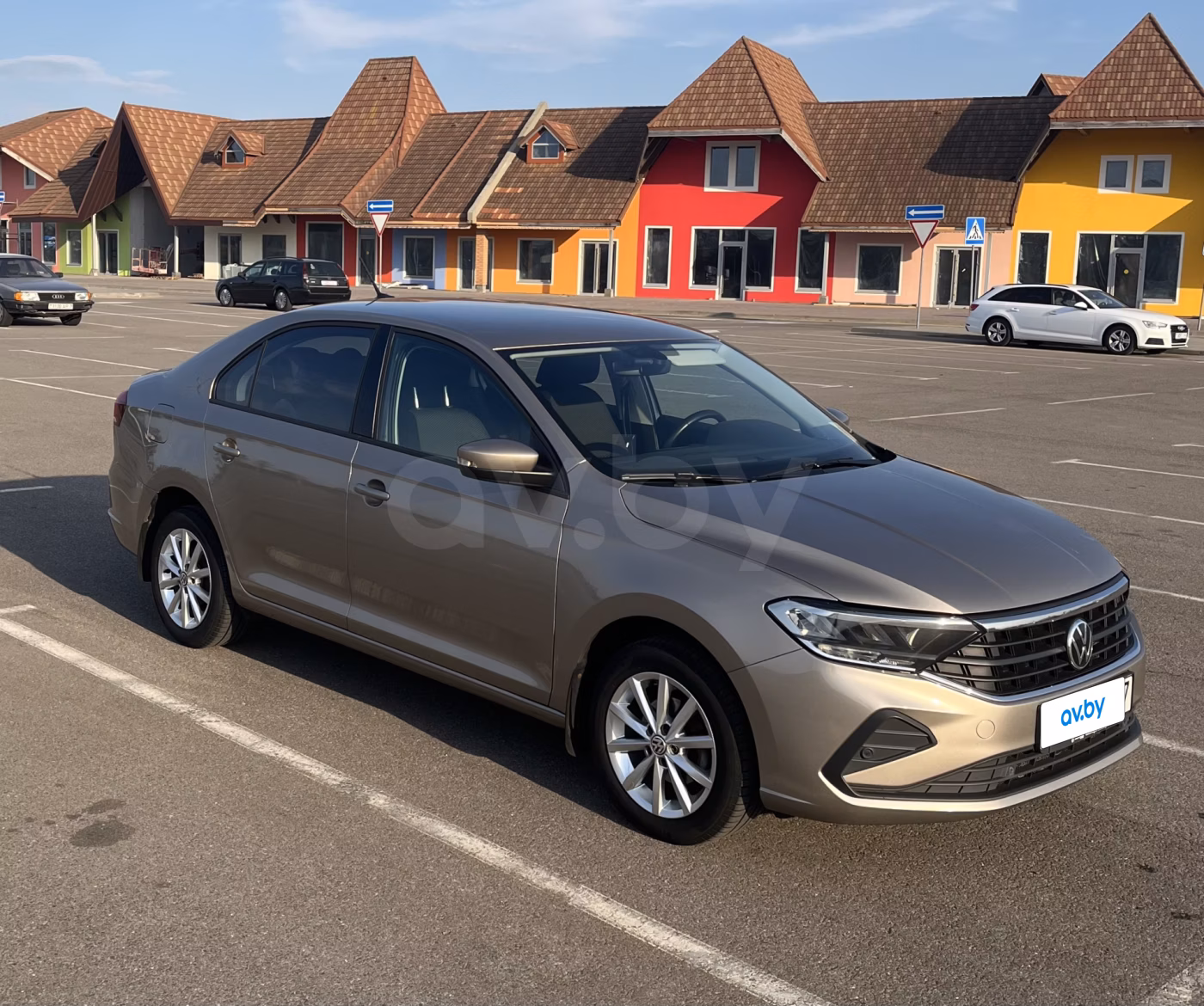 Volkswagen Polo Sedan фото 7