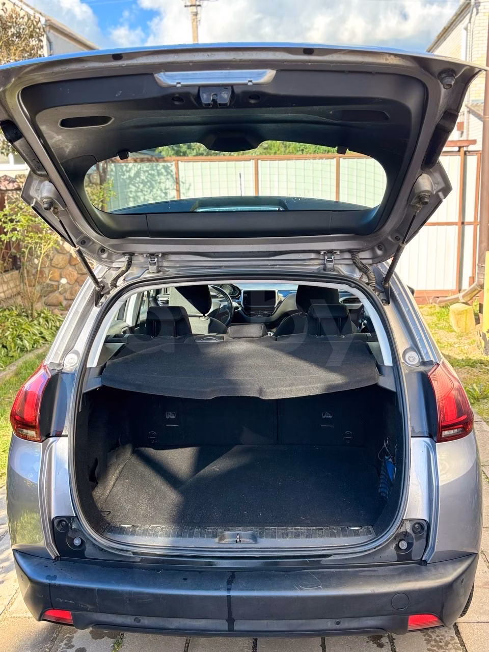 Peugeot 2008 фото 4