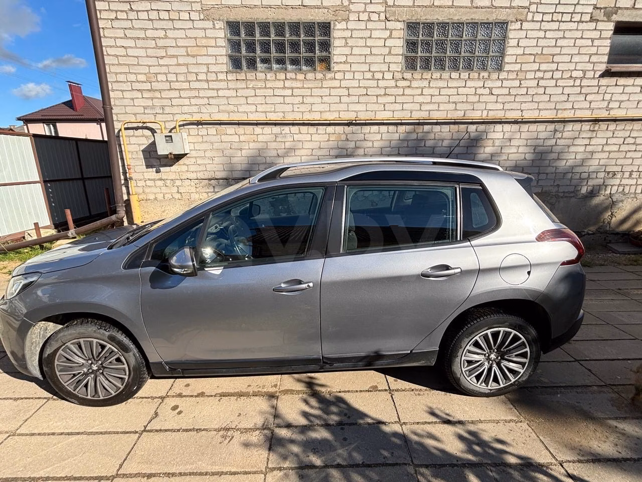 Peugeot 2008 фото 3