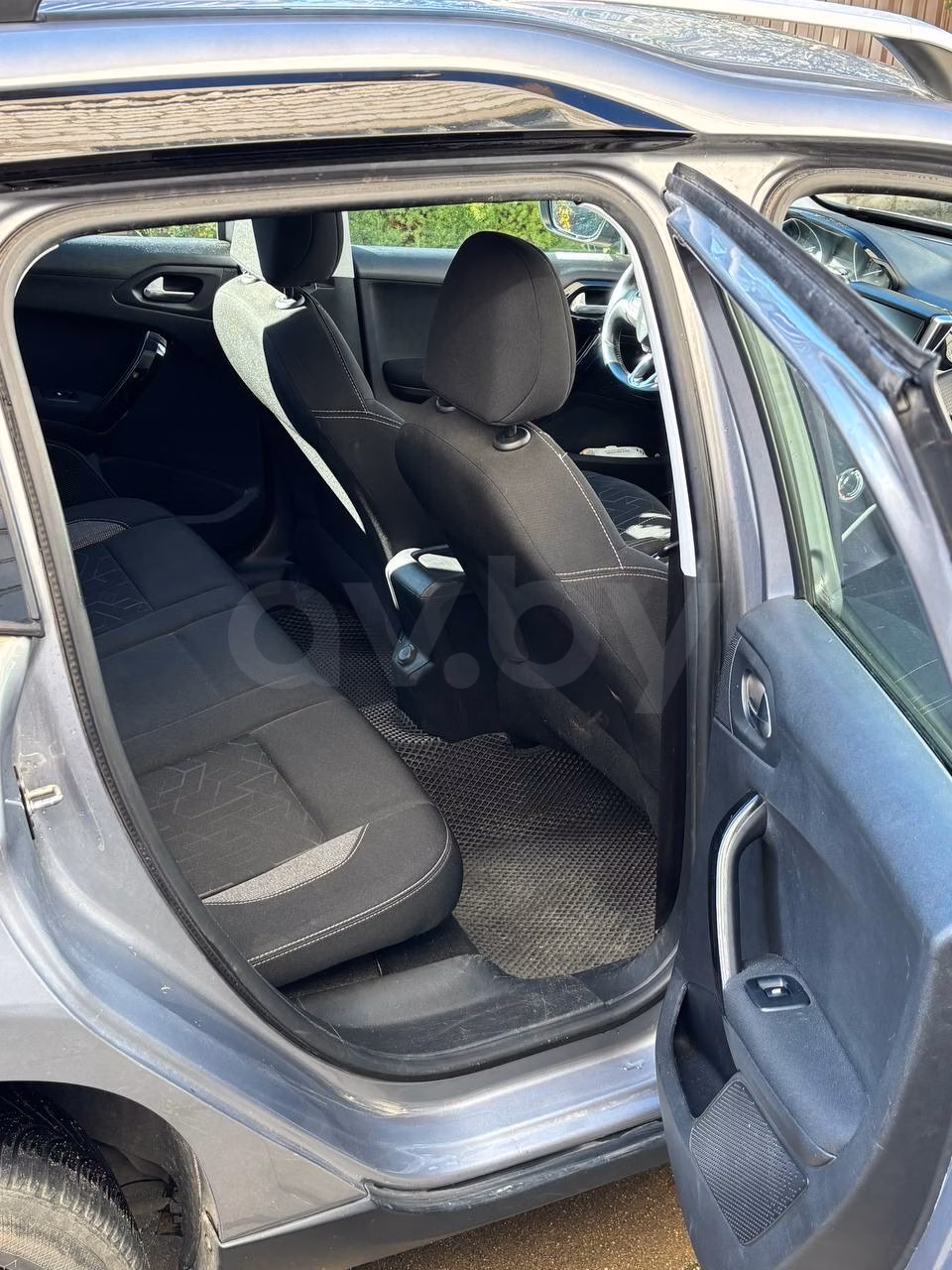 Peugeot 2008 фото 18