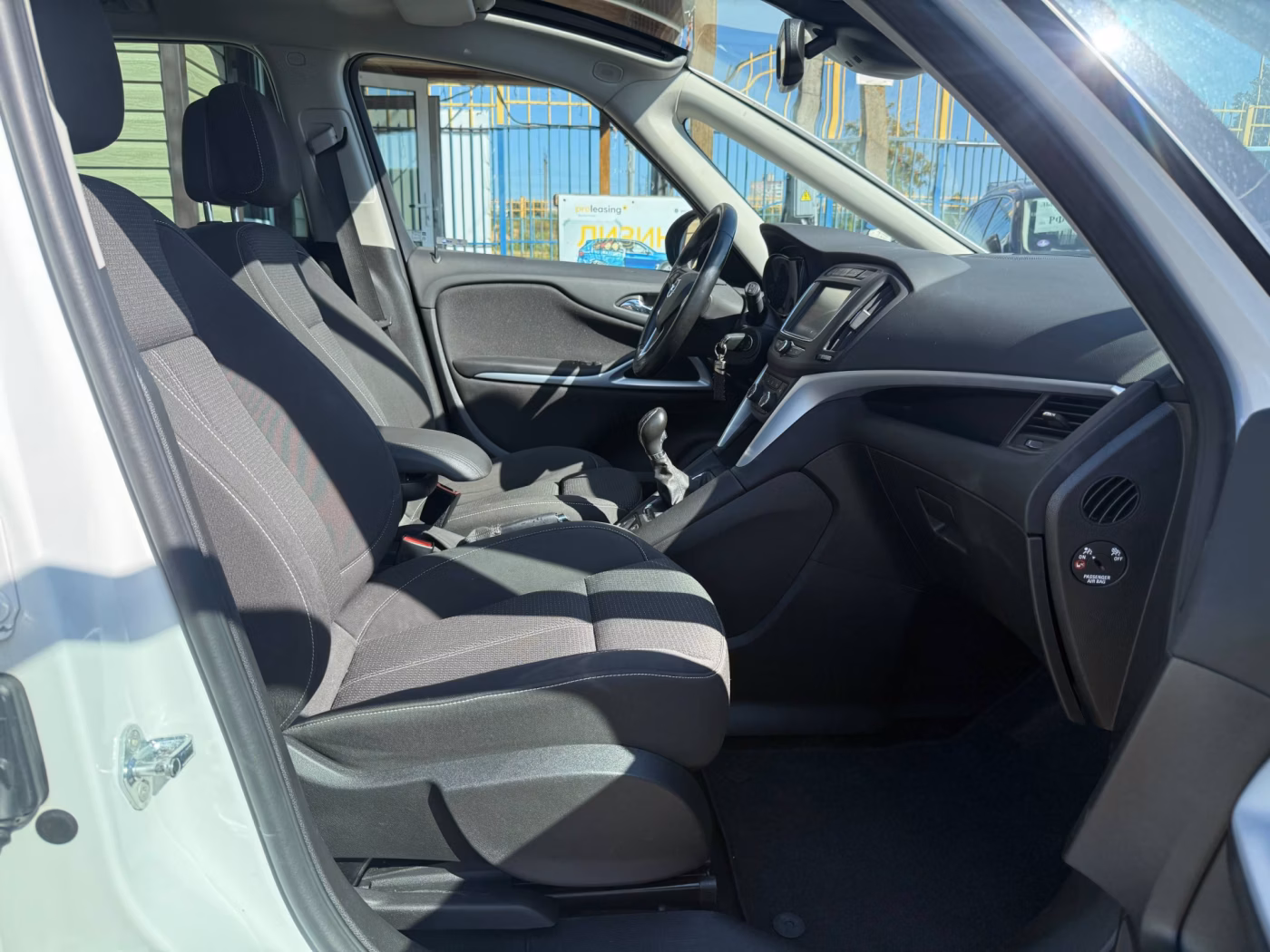 Opel Zafira фото 15