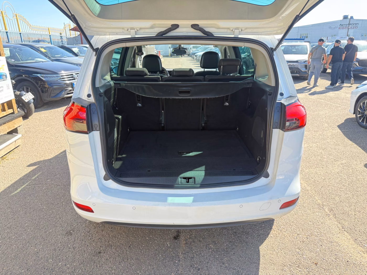 Opel Zafira фото 13
