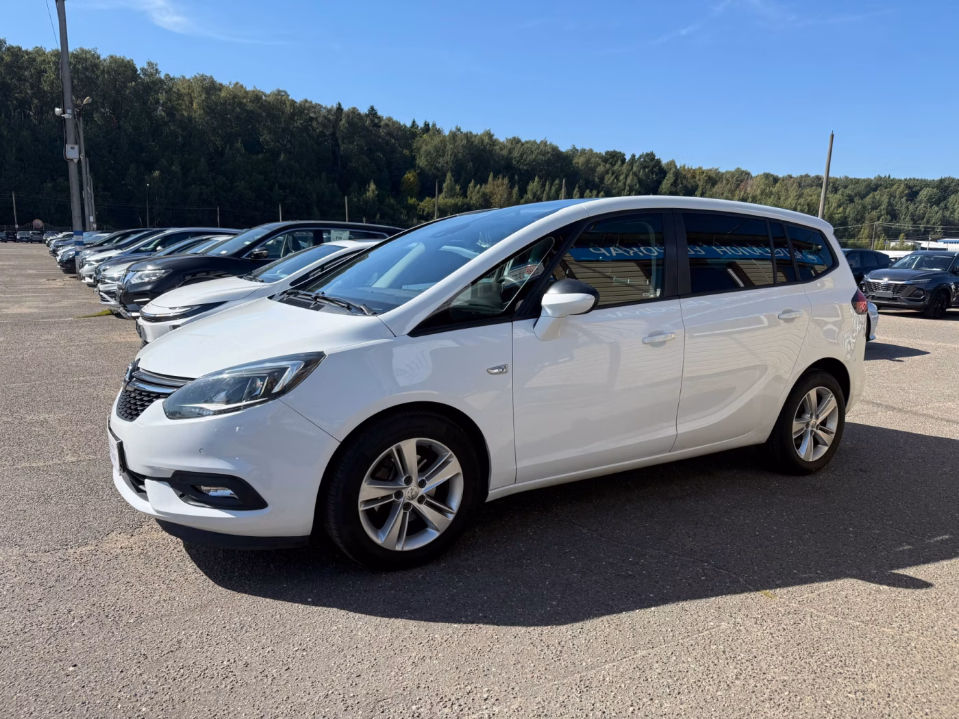 Opel Zafira фото 2