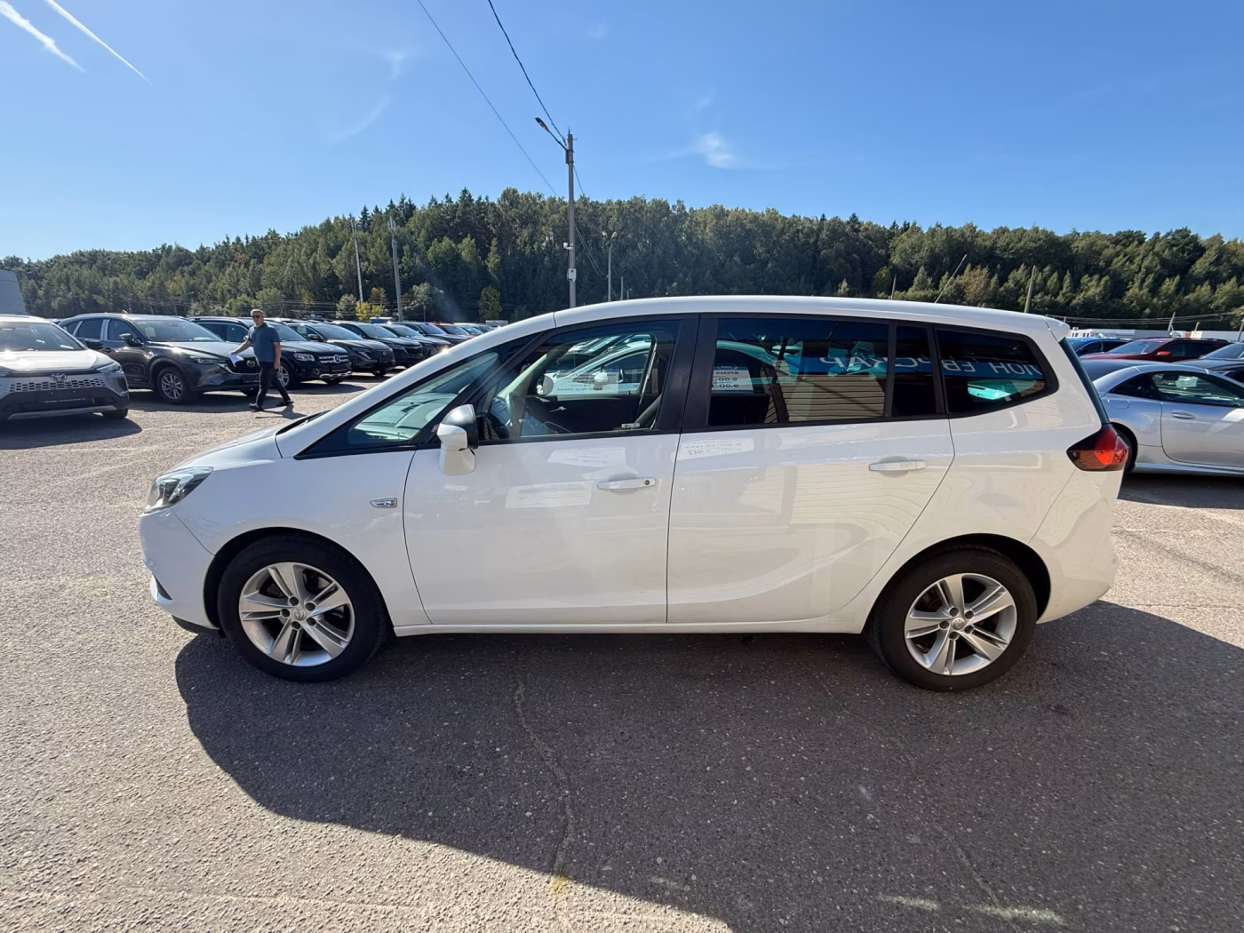 Opel Zafira фото 8