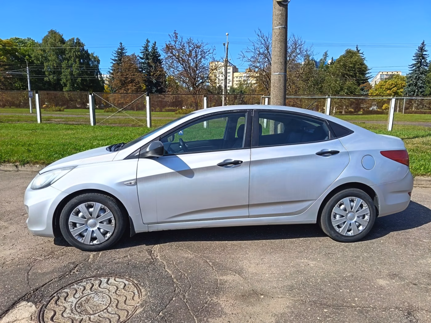 Hyundai Accent фото 5
