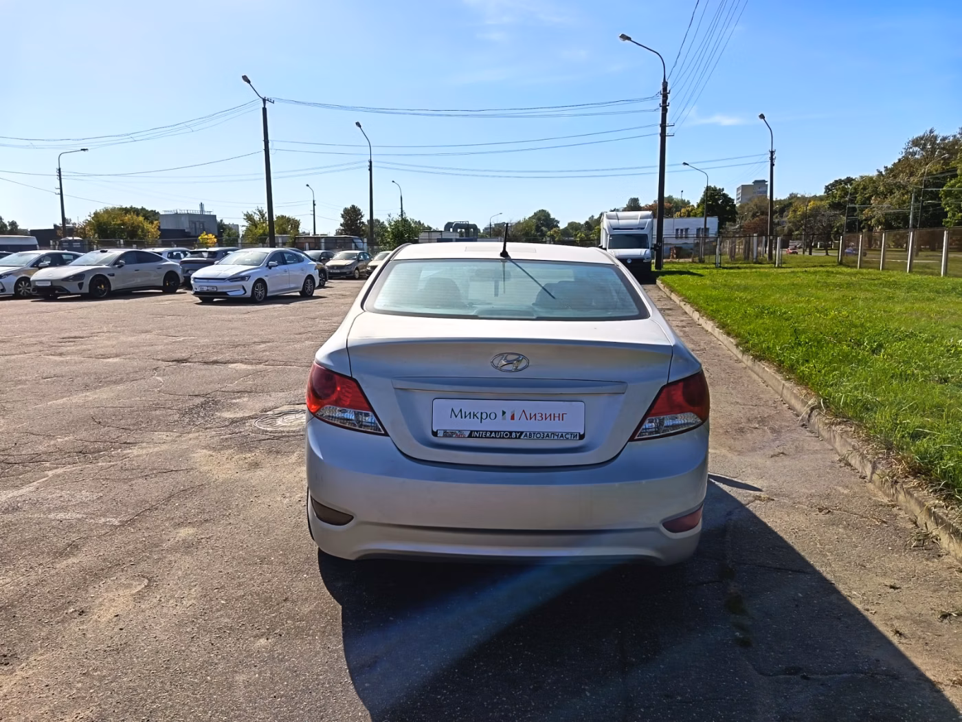 Hyundai Accent фото 7