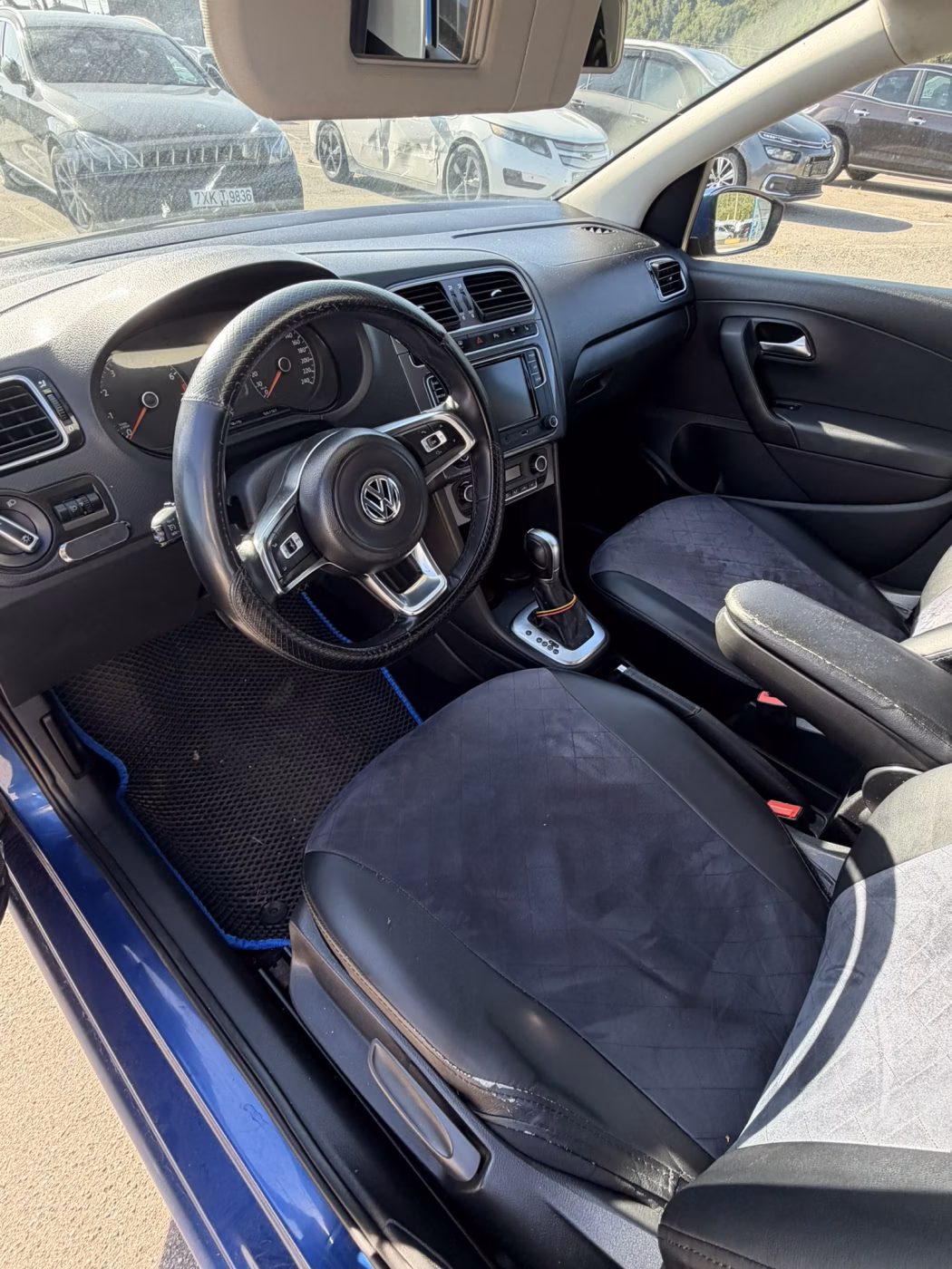 Volkswagen Polo Sedan фото 16