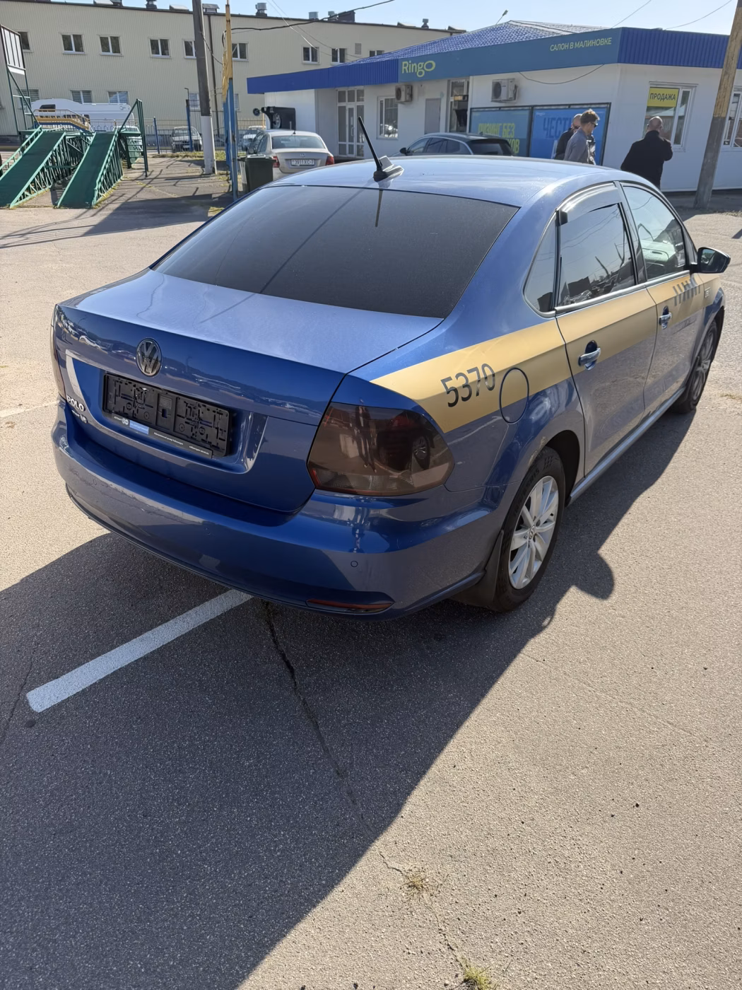 Volkswagen Polo Sedan фото 3