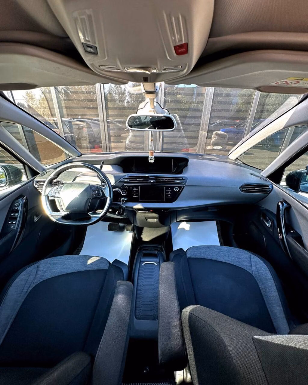 Citroen C4 Grand Picasso фото 10