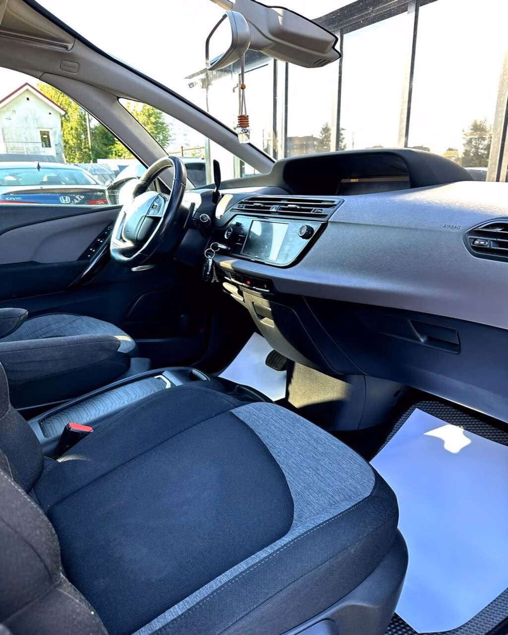 Citroen C4 Grand Picasso фото 11