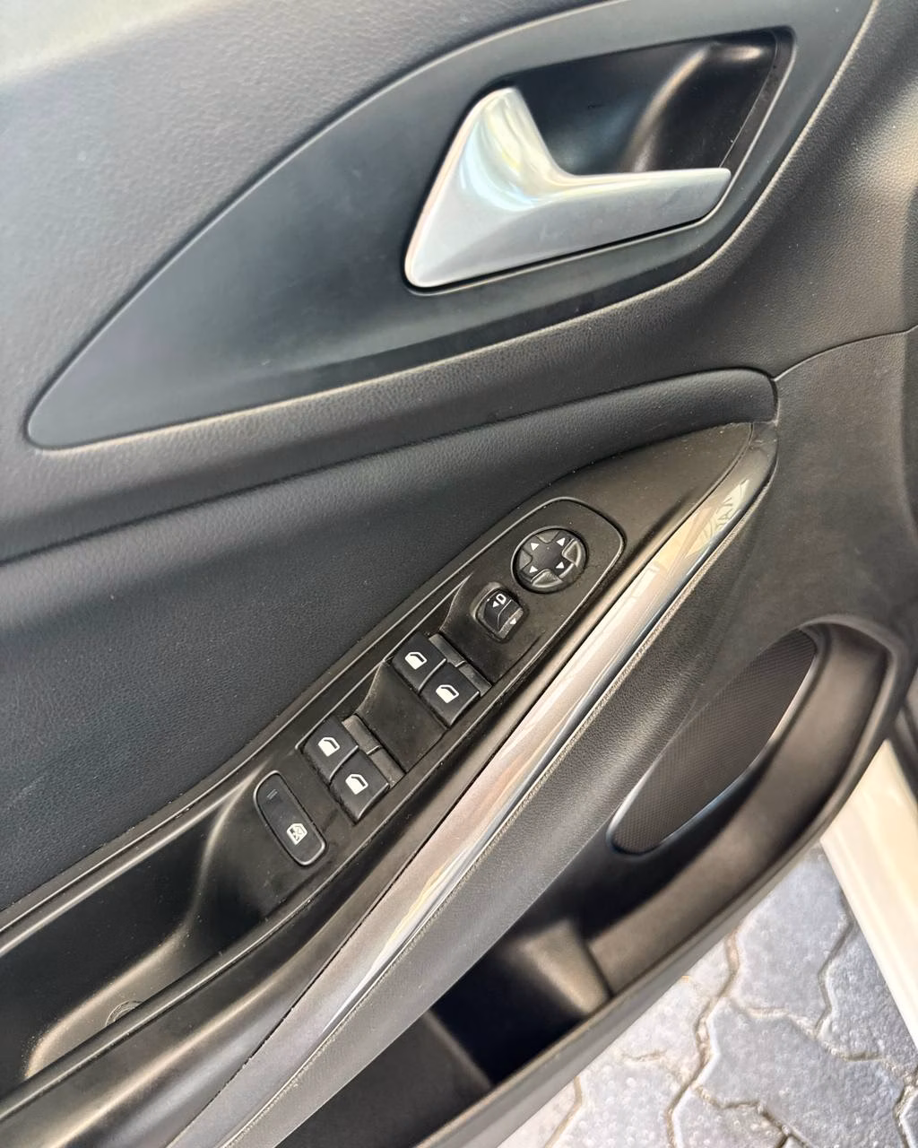 Opel Grandland X фото 9