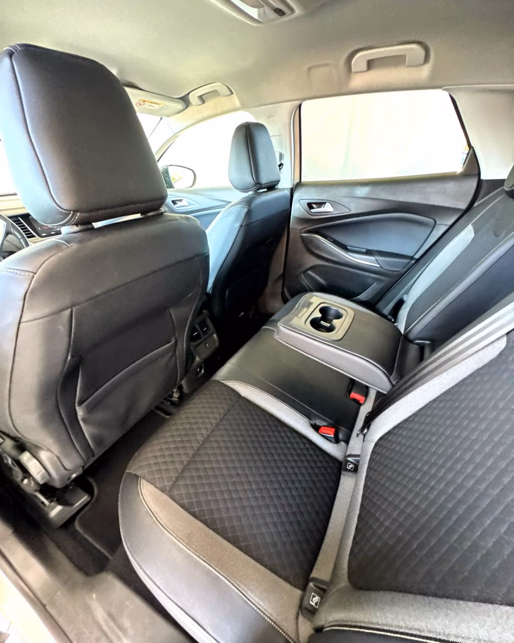 Opel Grandland X фото 14
