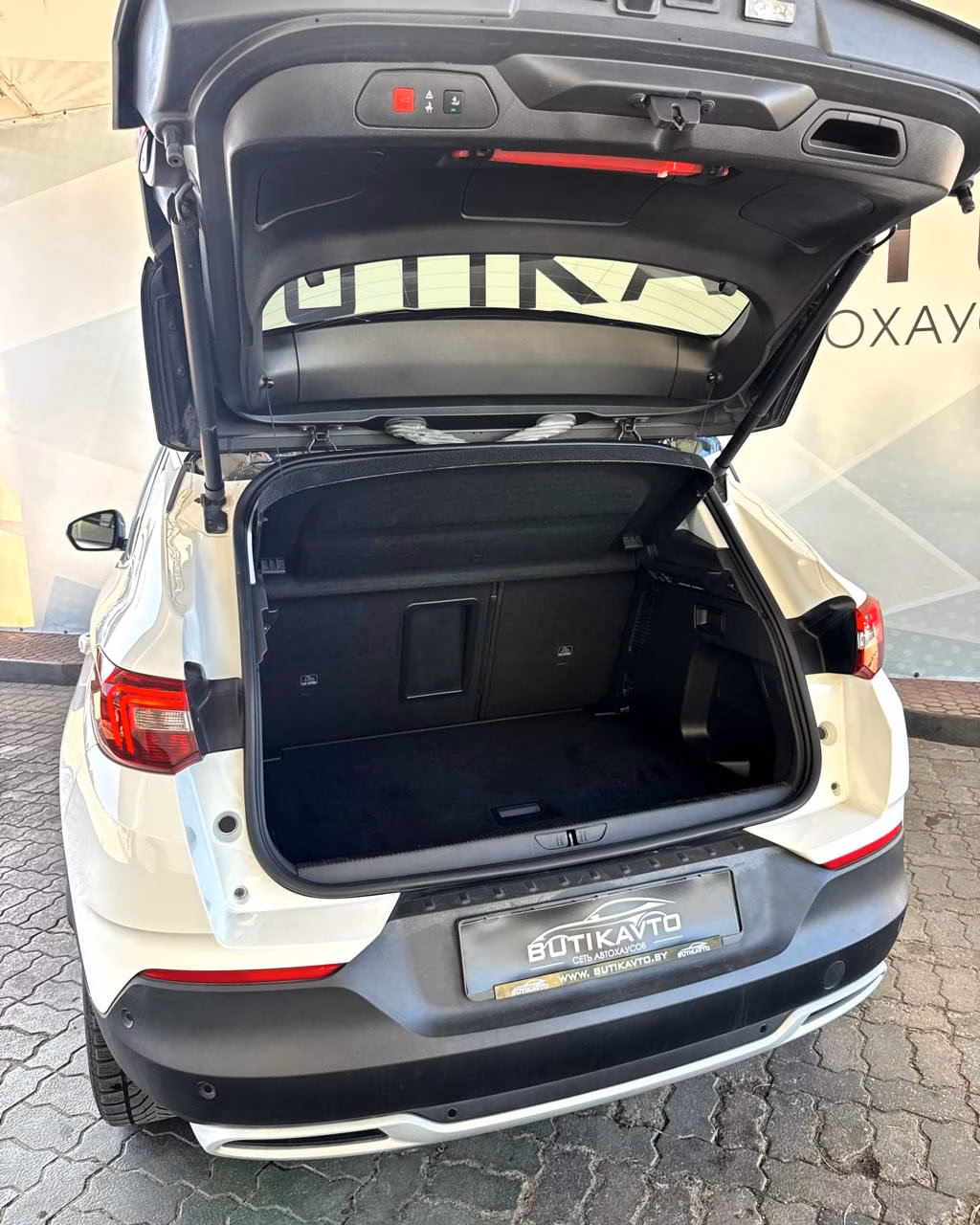 Opel Grandland X фото 16