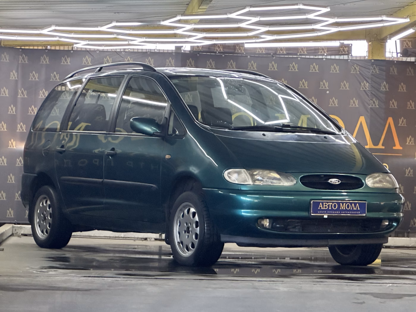 Ford Galaxy фото 4