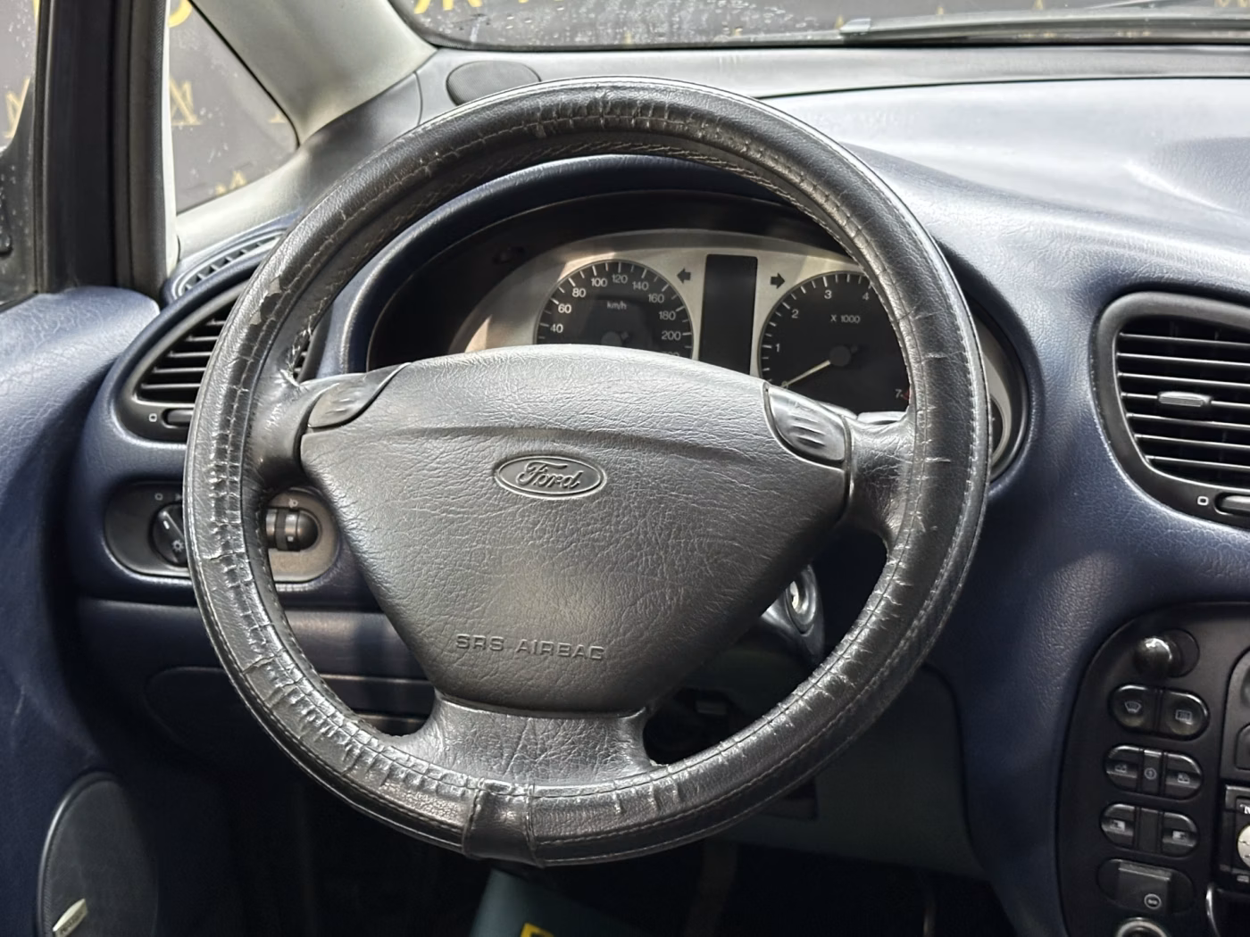 Ford Galaxy фото 12