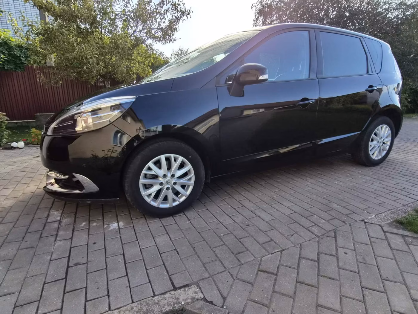 Renault Scenic фото 8