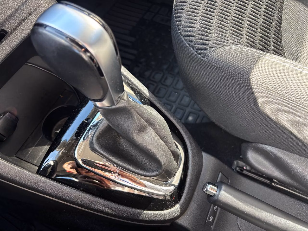 Renault Kaptur фото 15