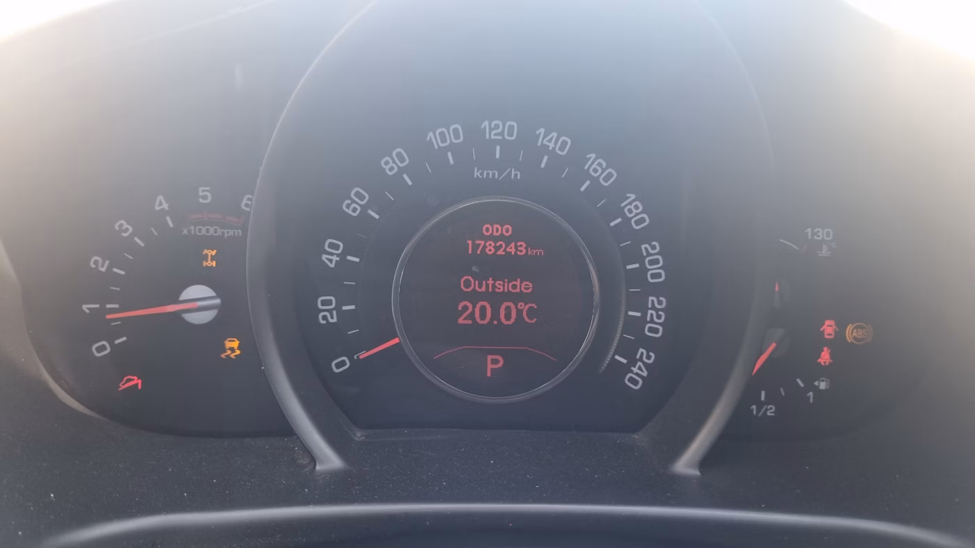 Kia Sportage фото 12