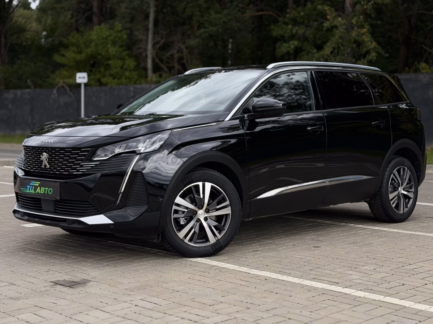 Peugeot 5008 фото 6