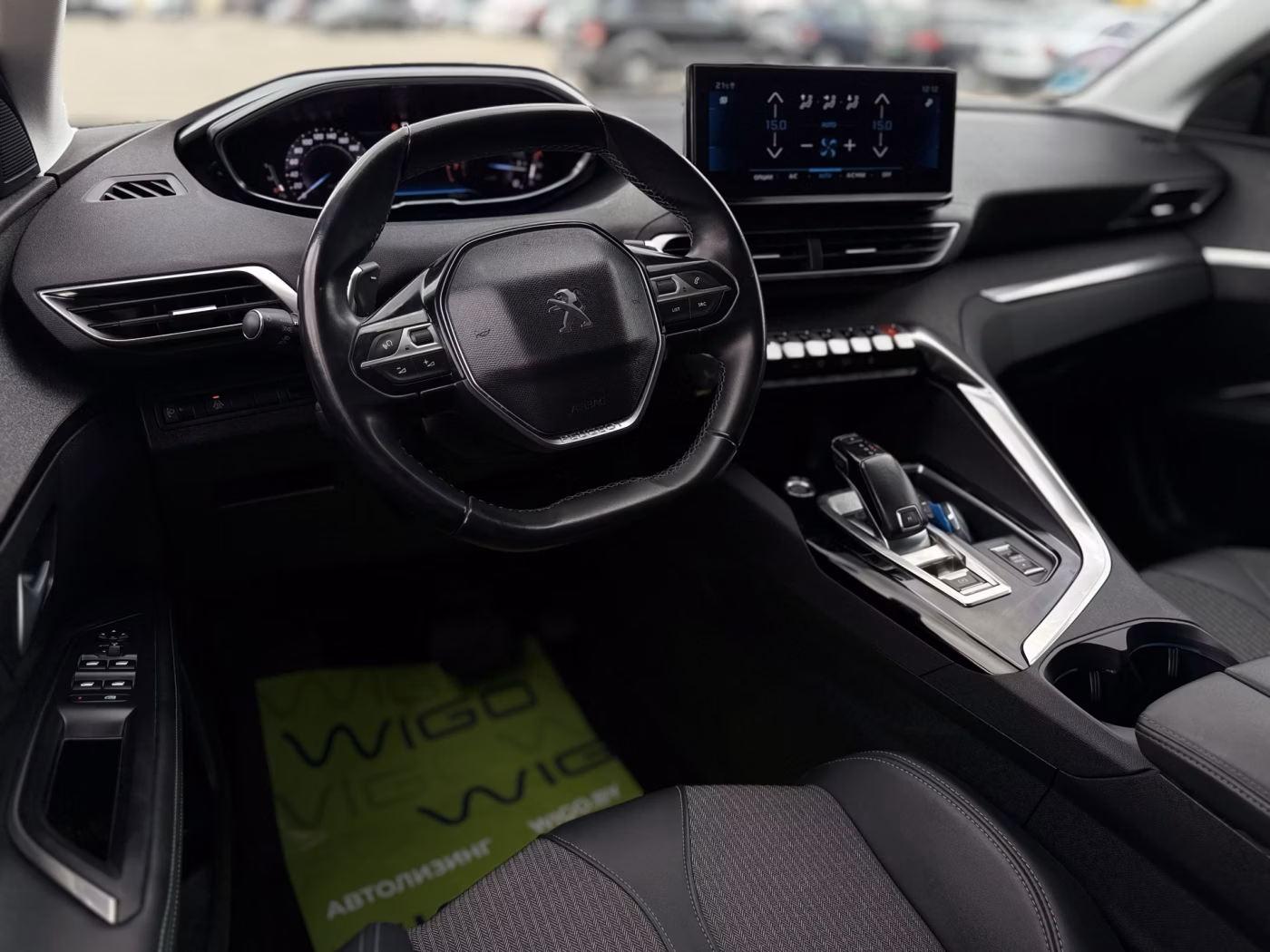 Peugeot 5008 фото 18