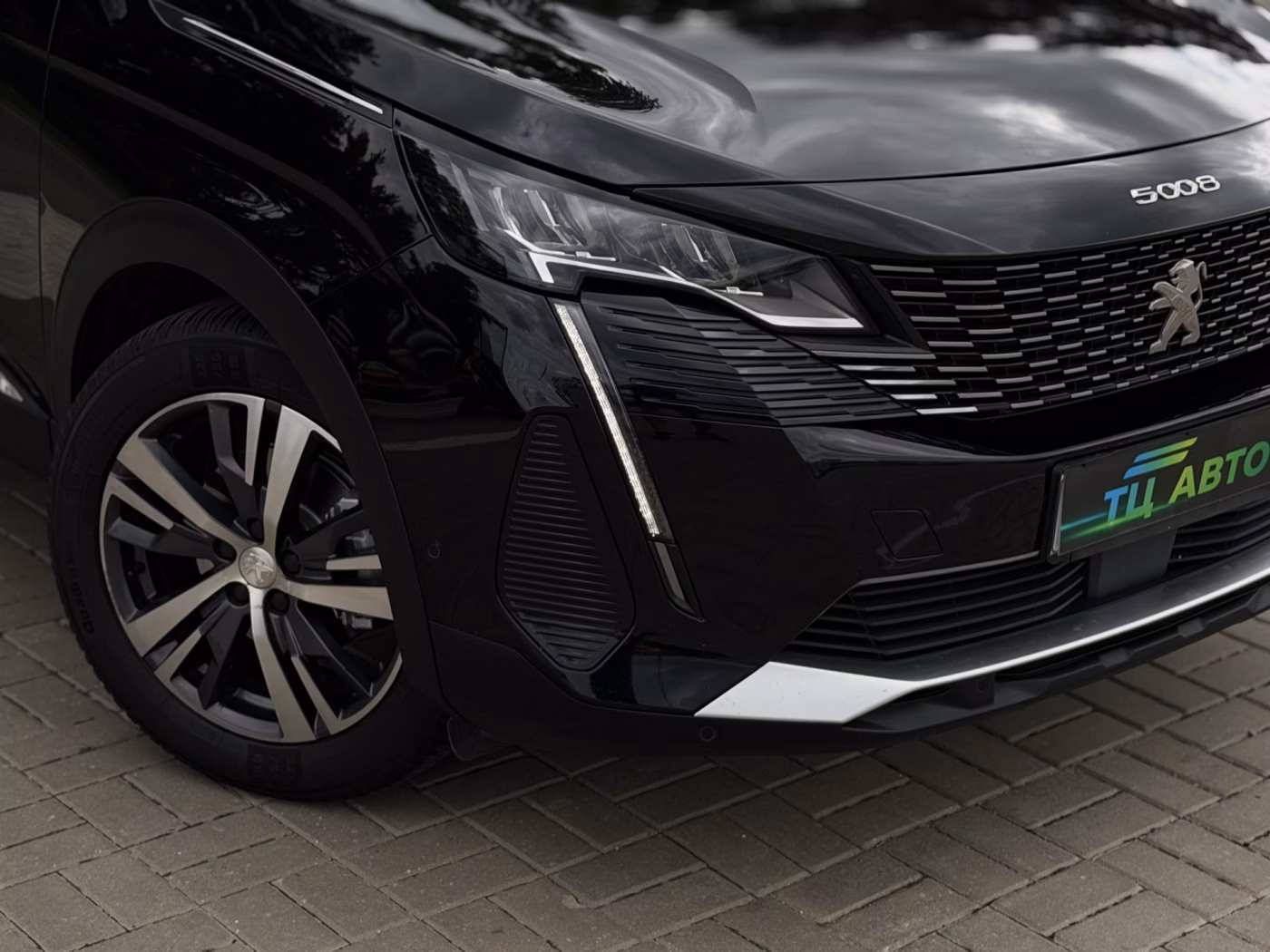Peugeot 5008 фото 2