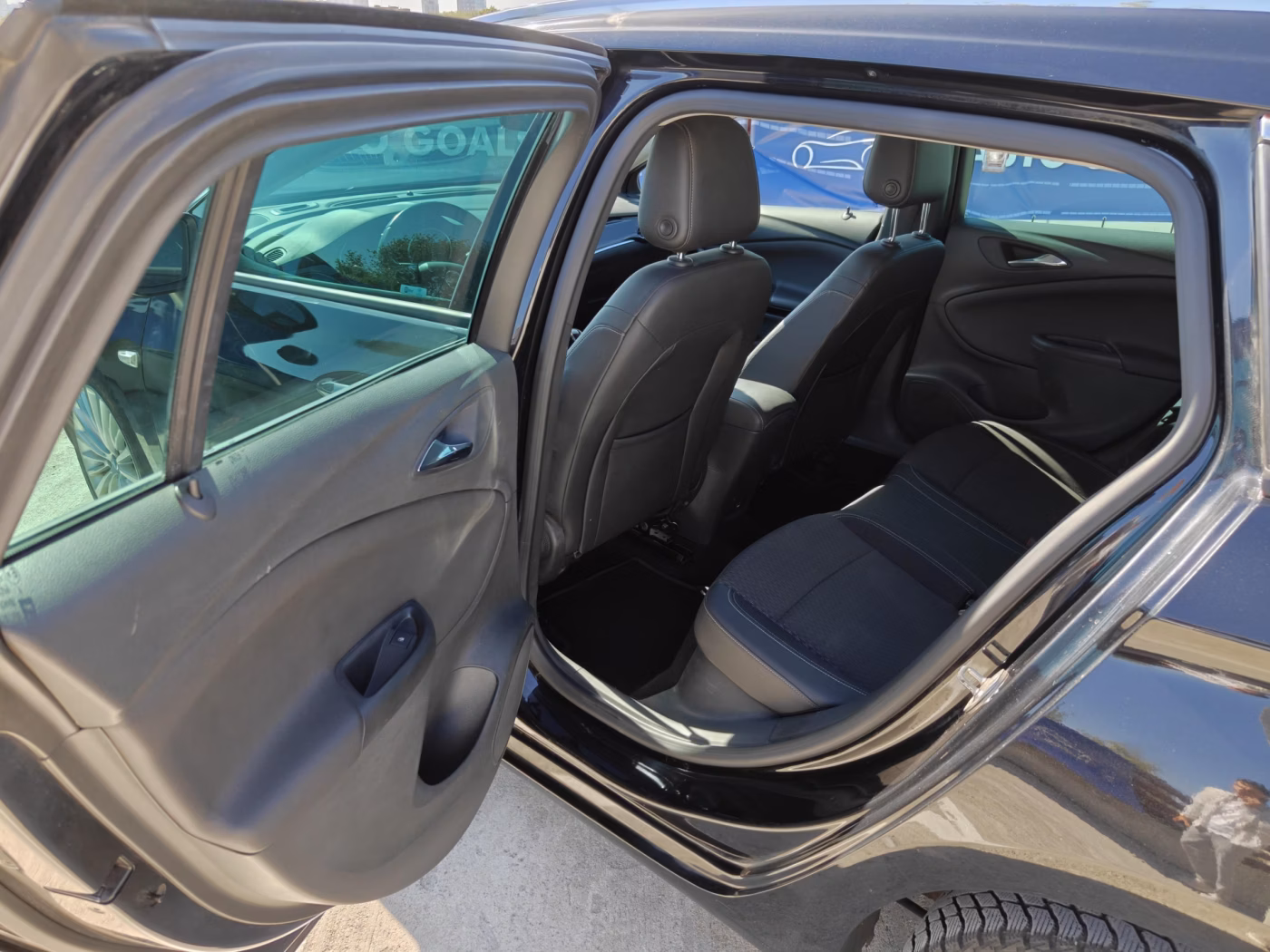 Opel Astra фото 21