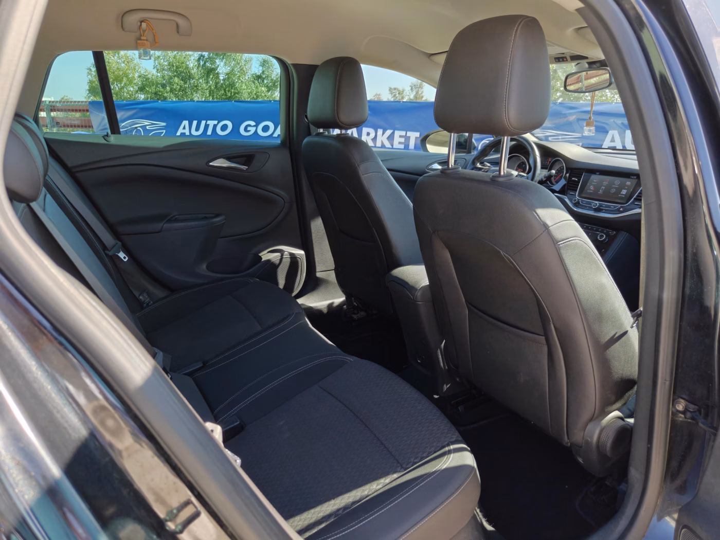 Opel Astra фото 28