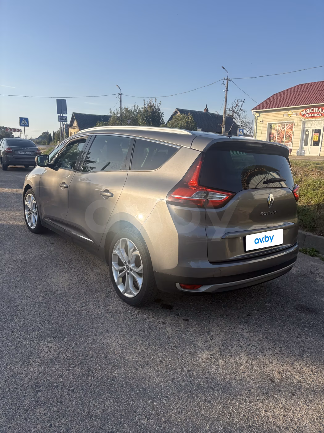 Renault Grand Scenic фото 9