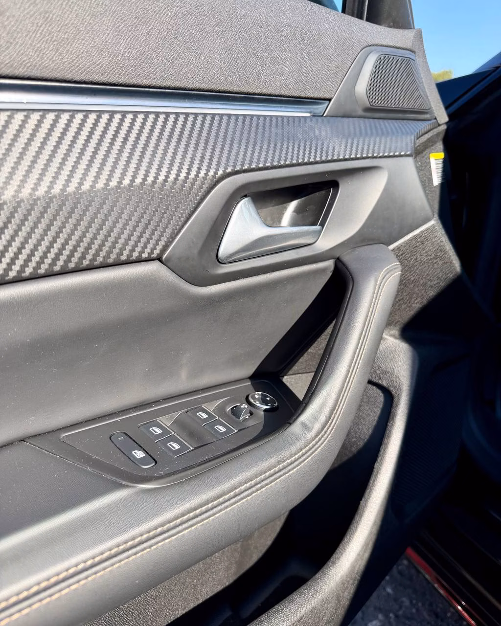 Peugeot 508 фото 9