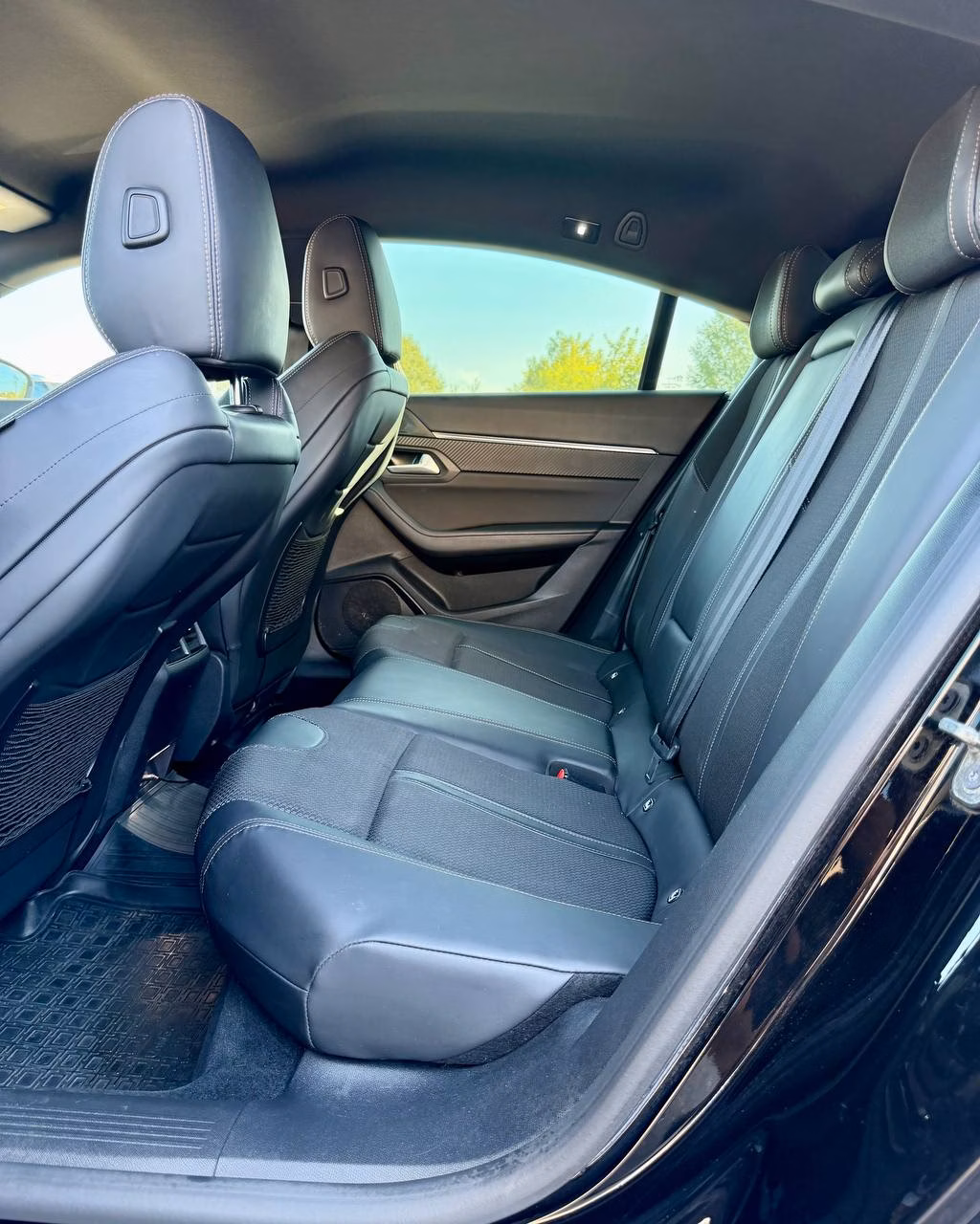 Peugeot 508 фото 12
